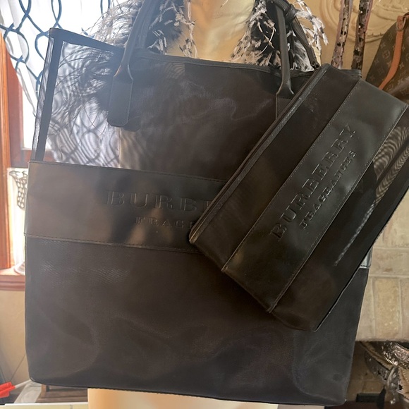 Burberry fragrance mesh black tote with insert bag - Picture 1 of 2